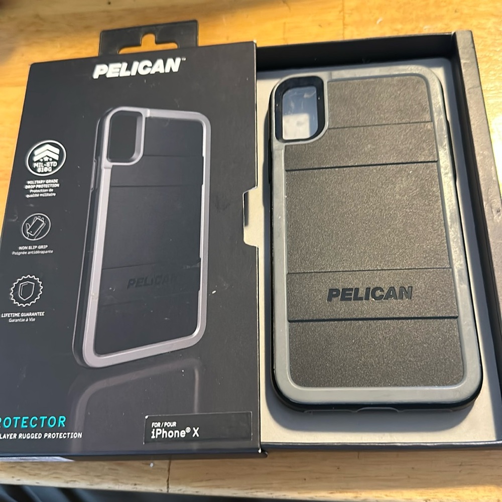 🌺 Pelican Protector Case for iPhone X